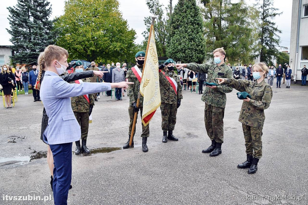 Ślubowanie i przysięga I klasy Technikum Zespołu Szkół w Szubinie