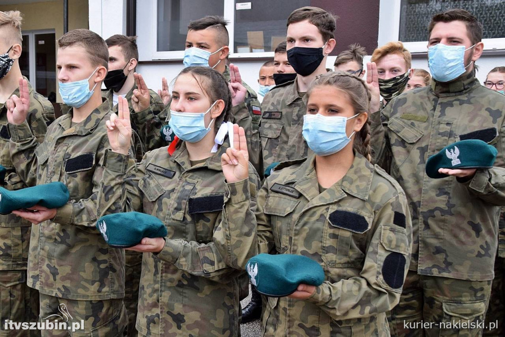 Ślubowanie i przysięga I klasy Technikum Zespołu Szkół w Szubinie