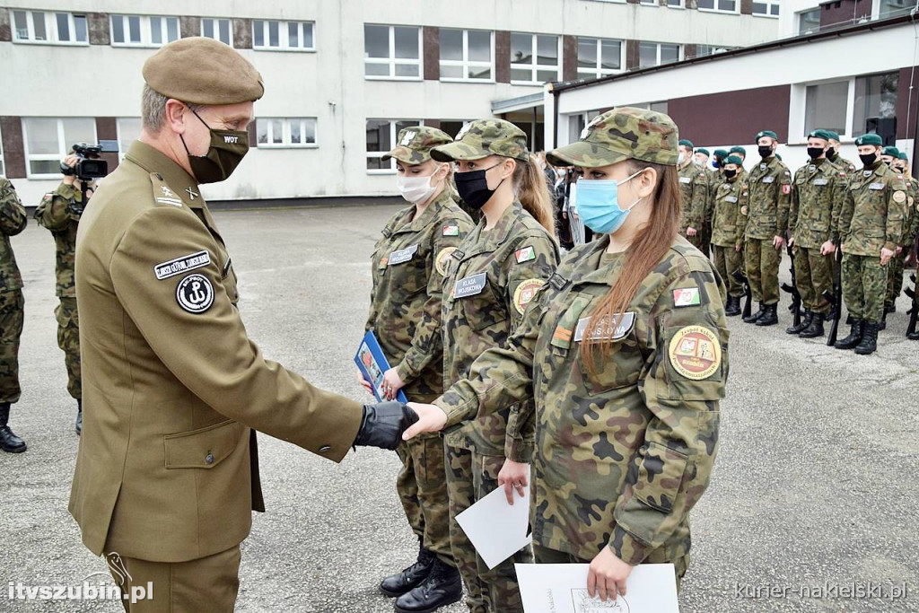 Ślubowanie i przysięga I klasy Technikum Zespołu Szkół w Szubinie