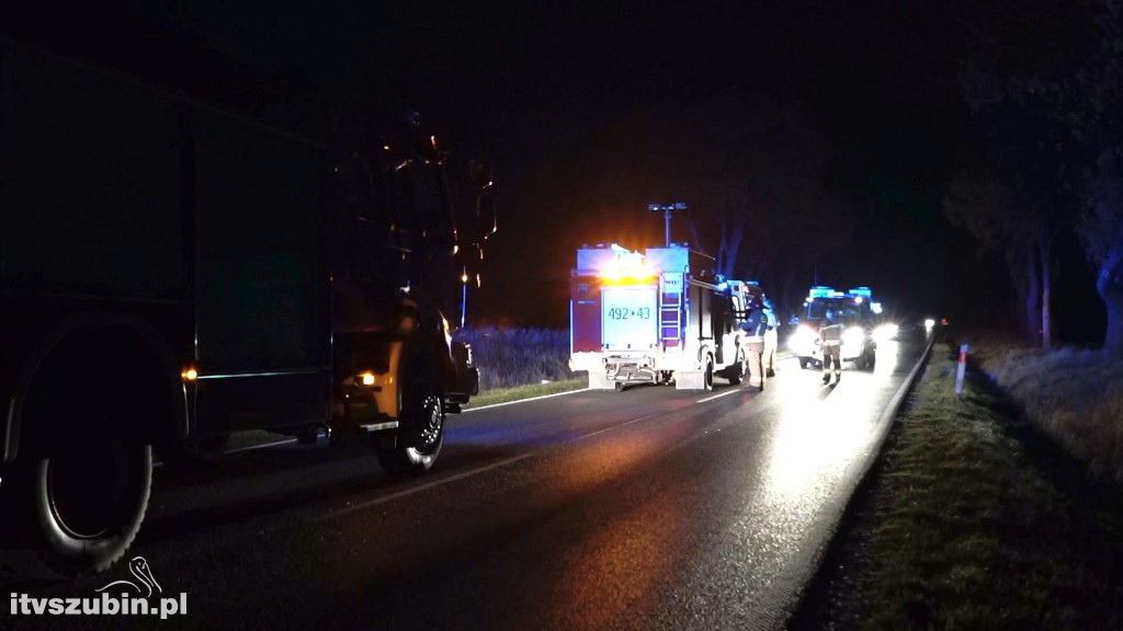 Dostawczy bus potrącił rowerzystę