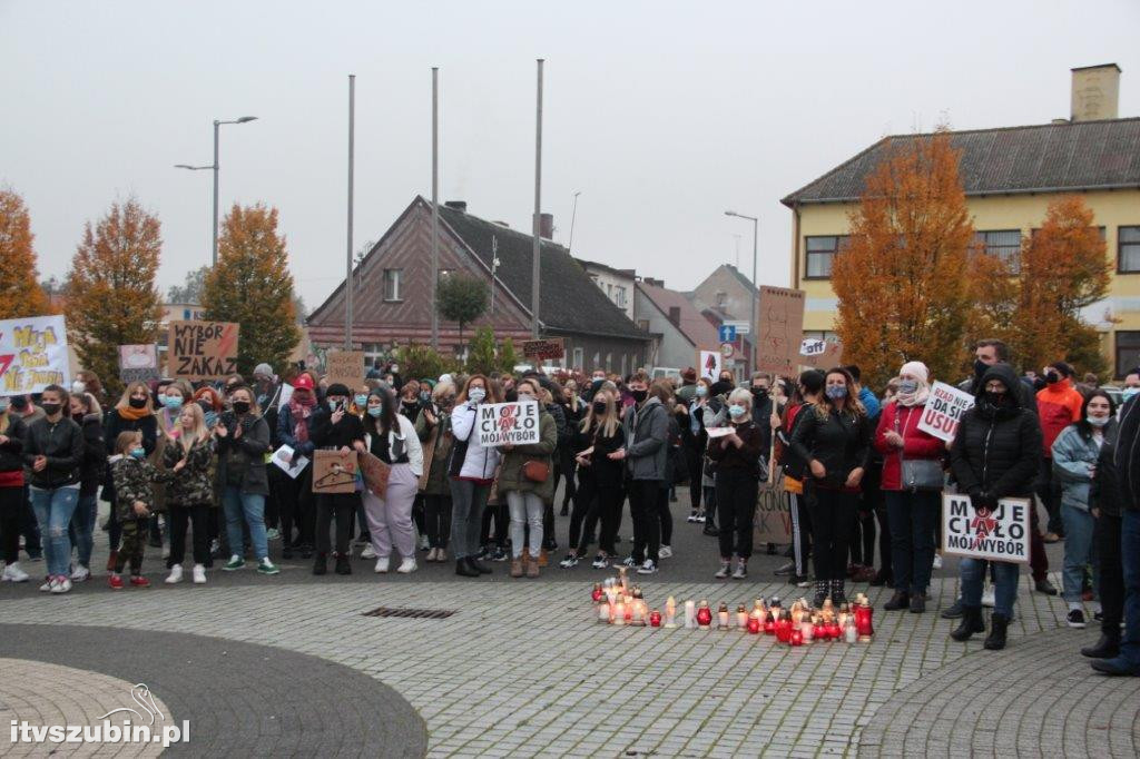 Szubińska manifestacja i przemarsz ulicami miasta