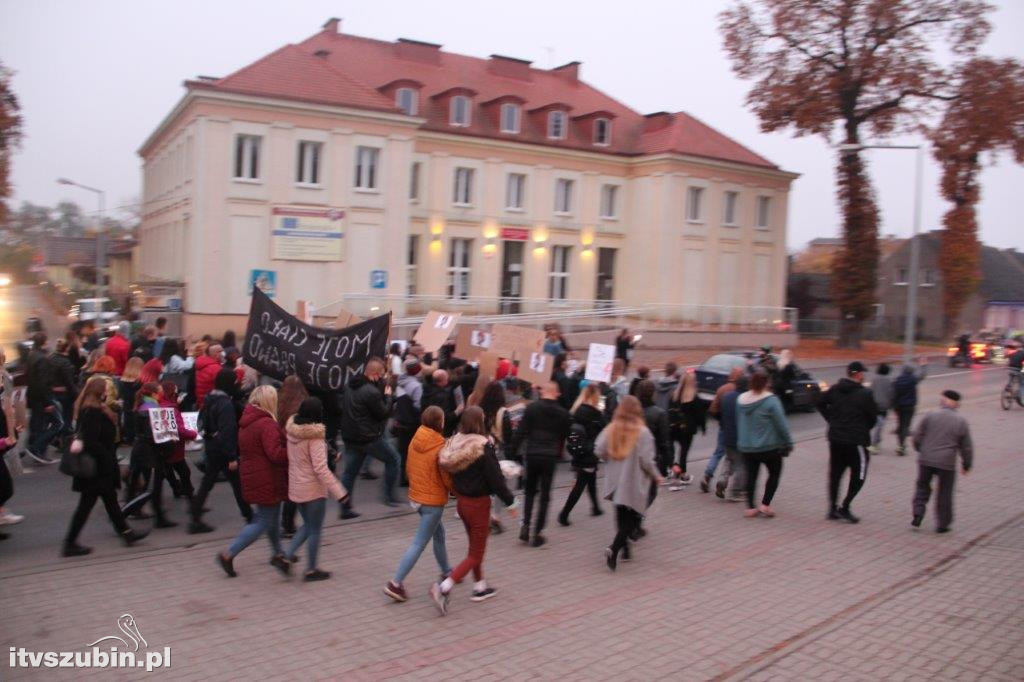 Szubińska manifestacja i przemarsz ulicami miasta