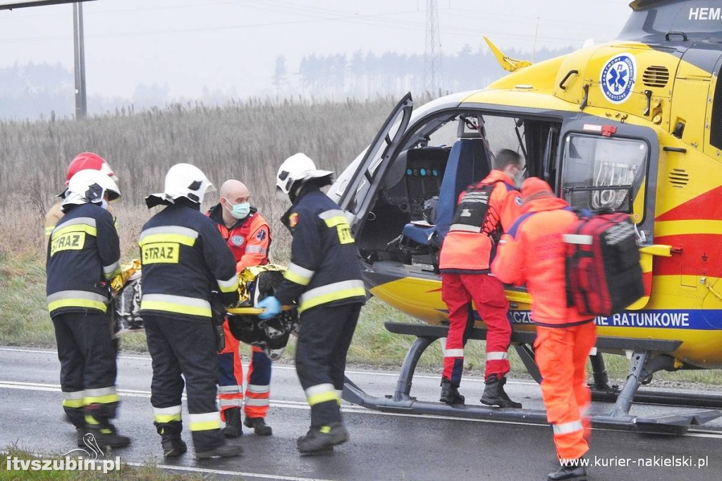 Groźny wypadek pod Wieszkami. Cztery osoby w szpitalu