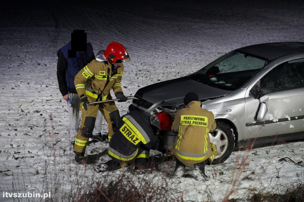 Trudne warunki drogowe, doszło do kilku zdarzeń