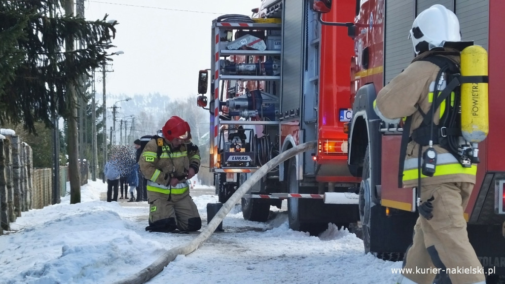 Pożar poddasza budynku jednorodzinnego w Występie