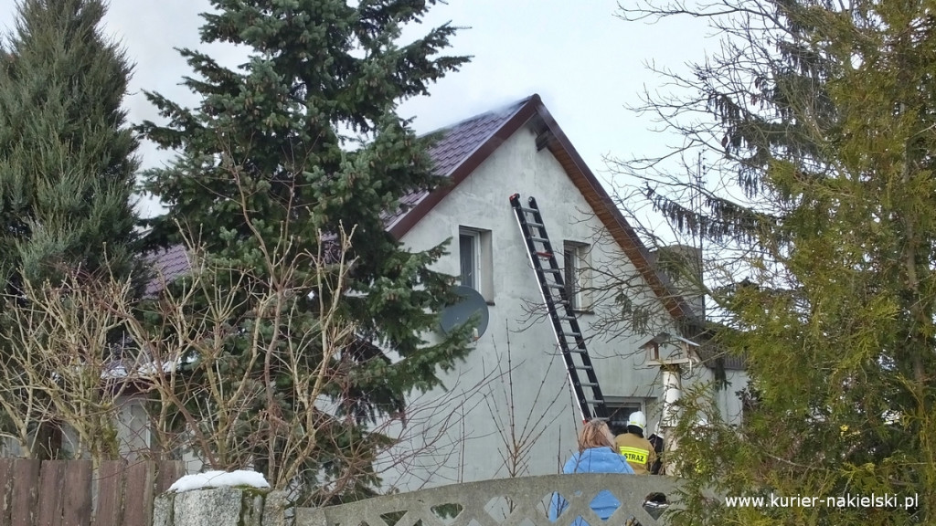 Pożar poddasza budynku jednorodzinnego w Występie