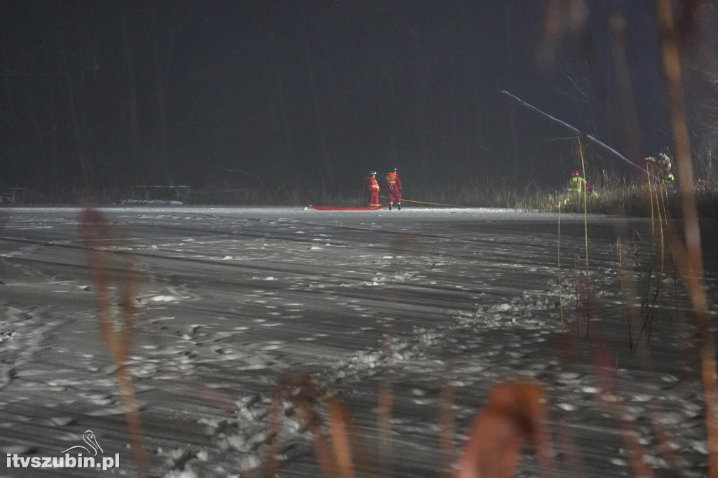 Służby ratunkowe zadysponowane nad akwen w Głęboczku