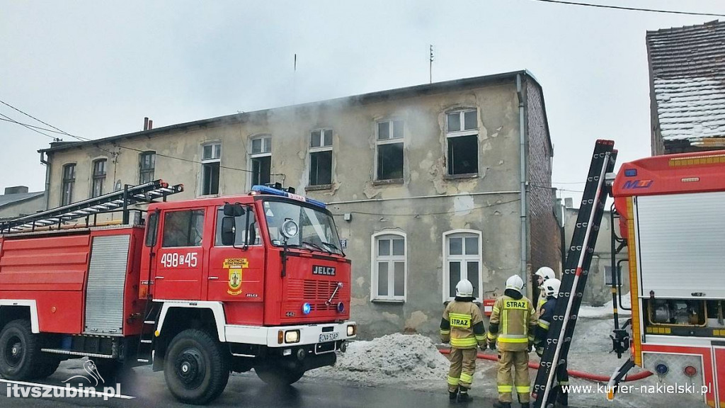 Pożar garażu w Sadkach i mieszkania w Nakle