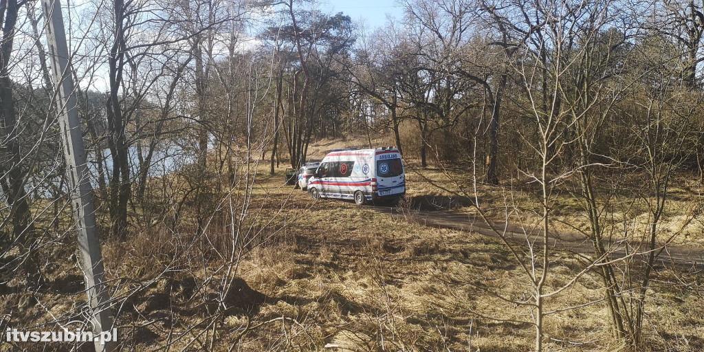  Samochodem osobowym wjechał do Noteci w Ludwikowie