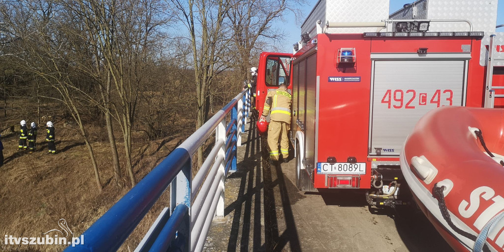  Samochodem osobowym wjechał do Noteci w Ludwikowie