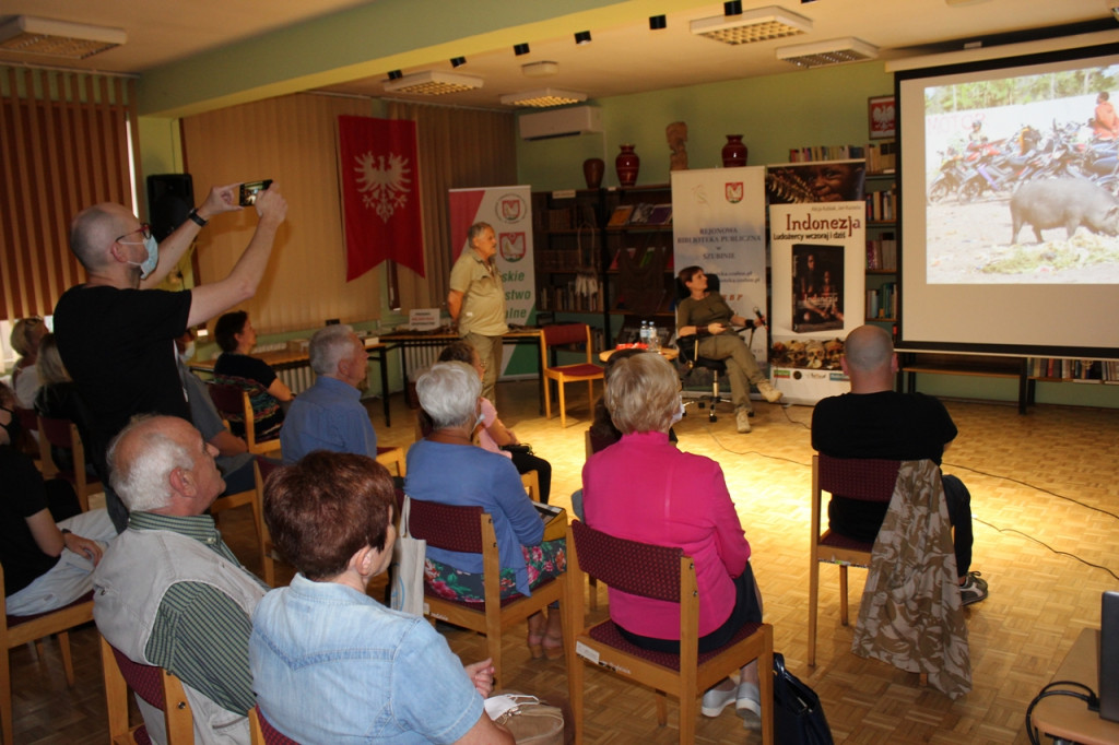 W krainie ludożerców. Spotkanie w szubińskiej bibliotece