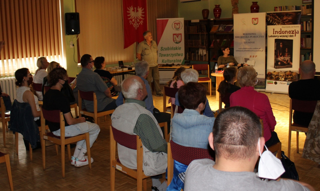 W krainie ludożerców. Spotkanie w szubińskiej bibliotece