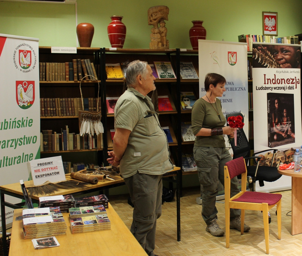 W krainie ludożerców. Spotkanie w szubińskiej bibliotece