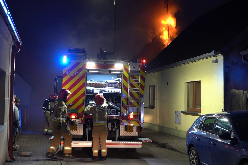 Tragiczny finał pożaru poddasza w Szubinie