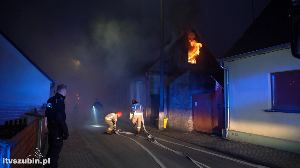 Tragiczny finał pożaru poddasza w Szubinie