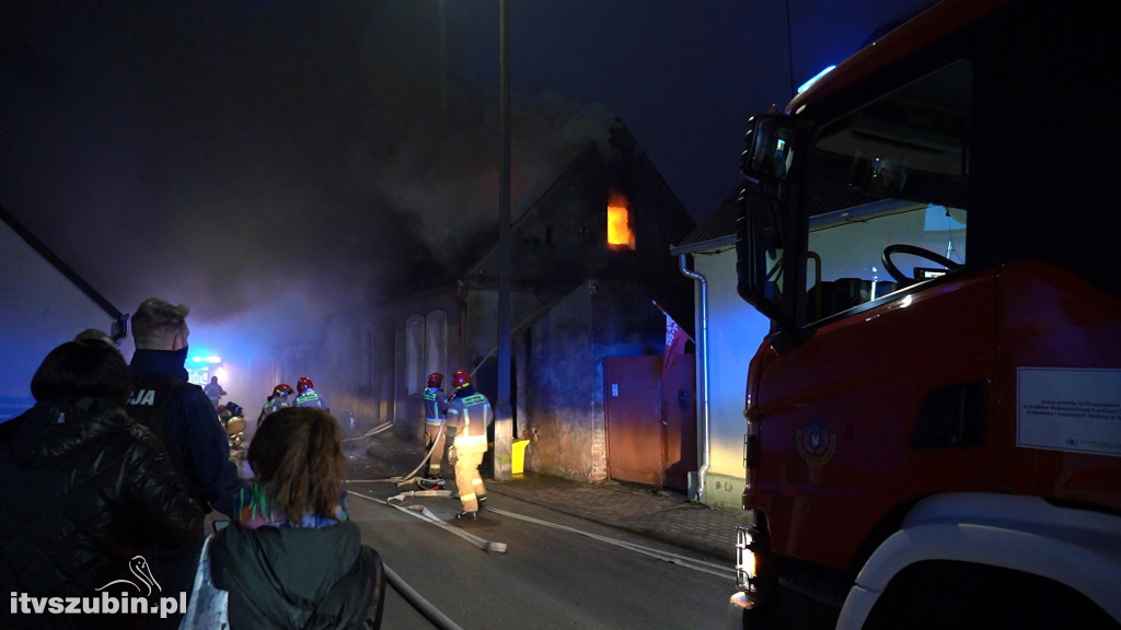 Tragiczny finał pożaru poddasza w Szubinie