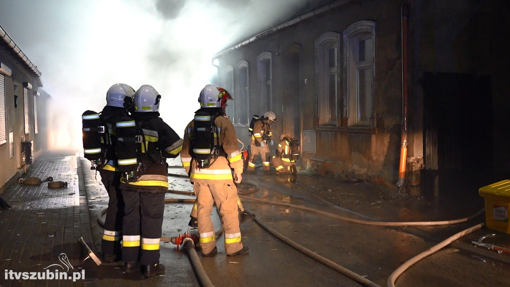 Tragiczny finał pożaru poddasza w Szubinie