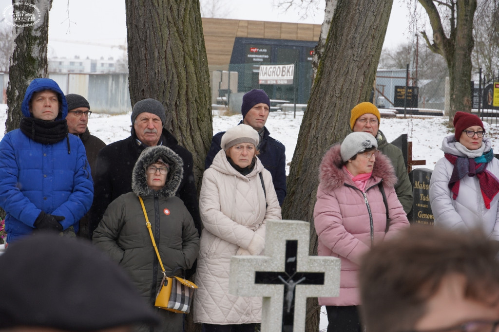 Cześć i chwała bohaterom!