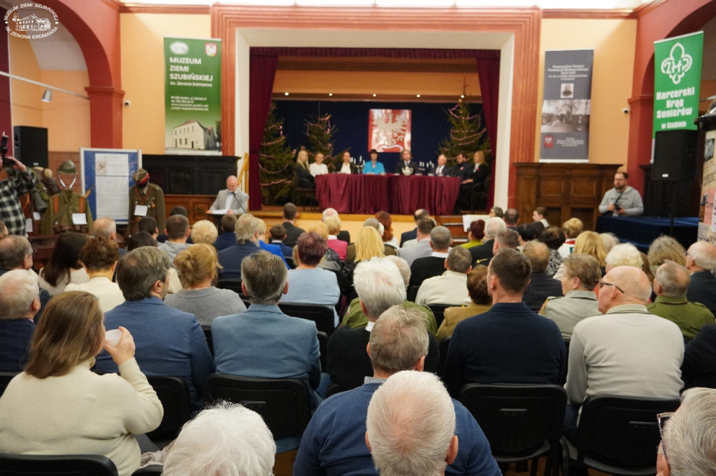 Cześć i chwała bohaterom!