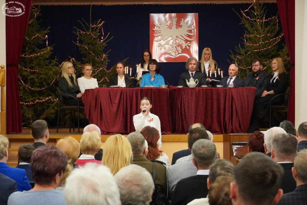 Cześć i chwała bohaterom!