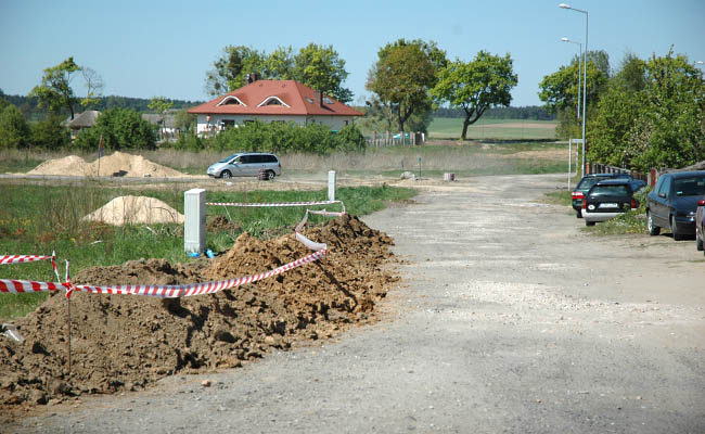 Osiedle leśne rozkopane