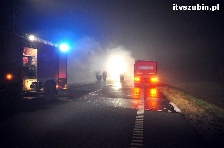 Pożar samochodu ciężarowego na obwodnicy Szubina
