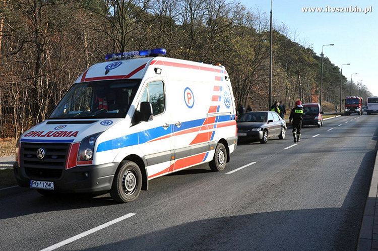 Zdarzenie drogowe na ulicy Jana Pawła II w Szubinie