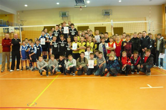 Mistrzostwa Gminy Szubin w Mini Piłce Siatkowej - chłopców