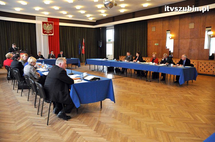 XV Sesja Rady Powiatu w Nakle nad Notecią - fotorelacja