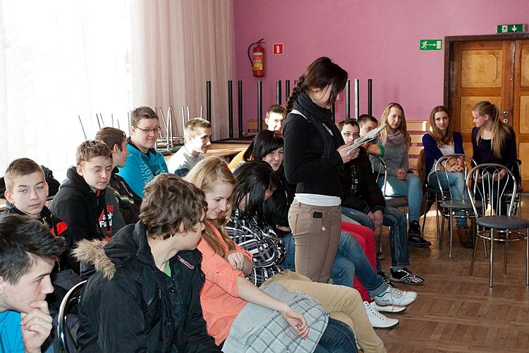 Teatr zwierciadłem życia