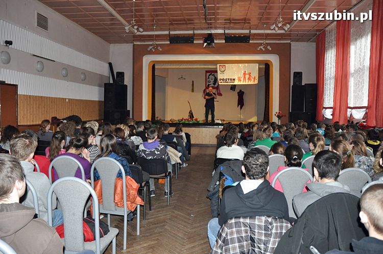 Koncert profilaktyczny "To twój świat" dla szubińskiej młodzieży