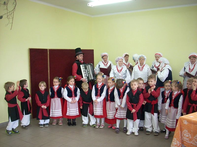 Przedszkolaki w bibliotece 