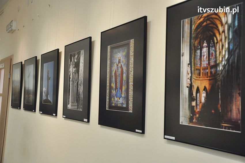 Oblicza wiary - wystawa szubińskich fleszowców