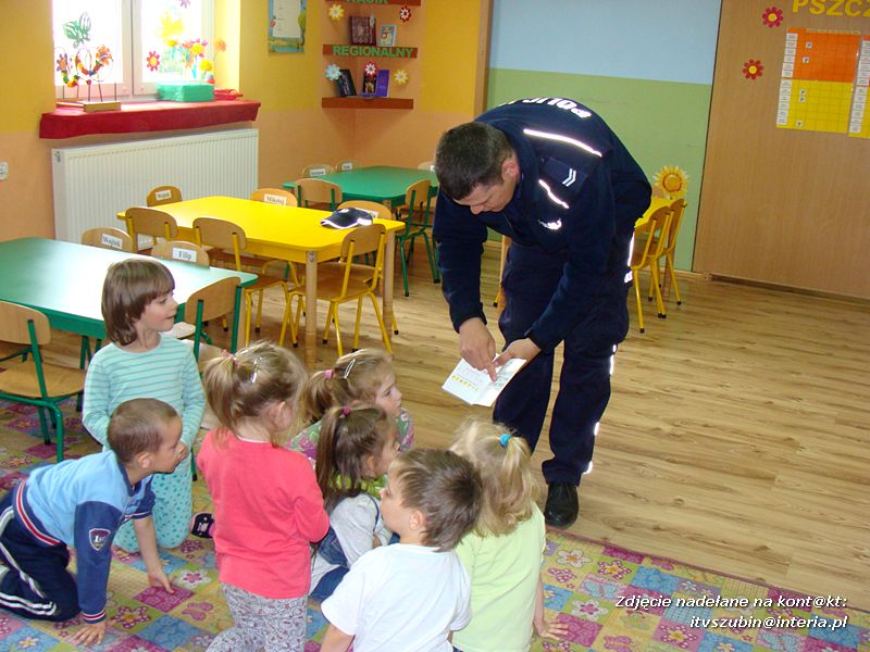 Policjant w przedszkolu