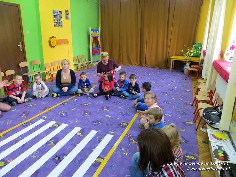 Traffic rules / zasady ruchu drogowego - zajęcia otwarte u "Pszczółek"