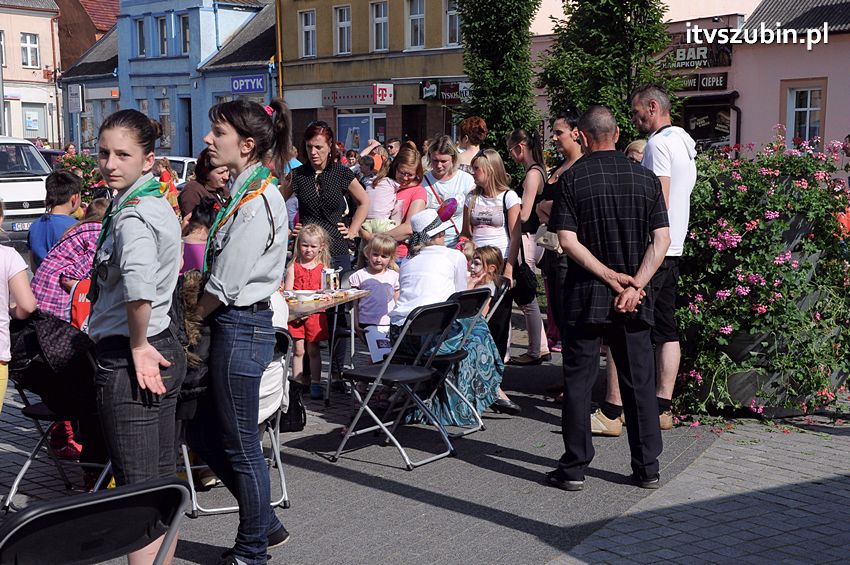 Dzień Dziecka na szubińskim rynku 