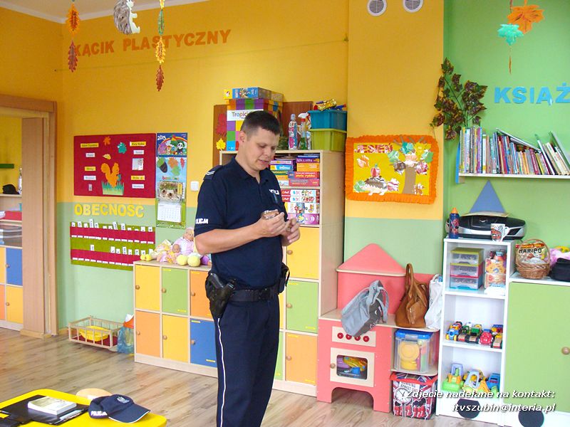Wizyta policjanta w szubińskim Słoneczku