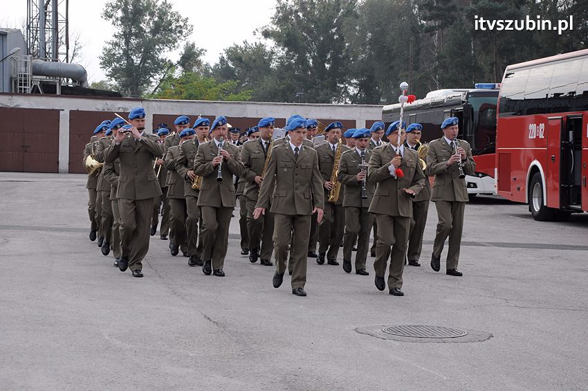 Przekazanie samochodów strażackich w Szubinie