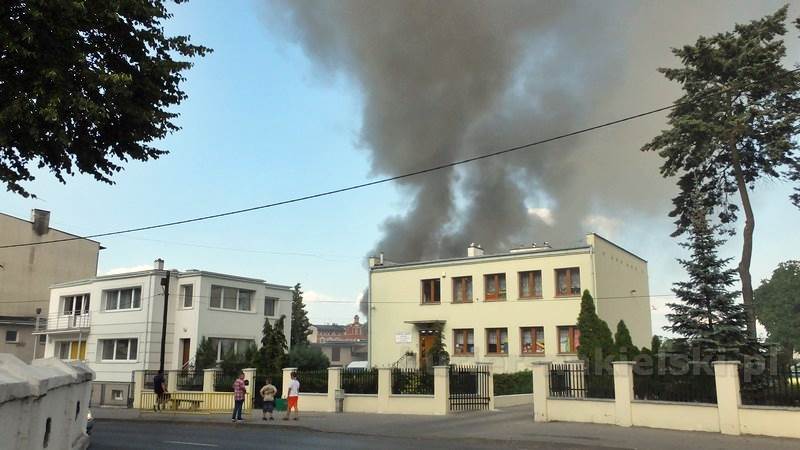 Pożar budynku przy Placu Konopnickiej w Nakle nad Notecią