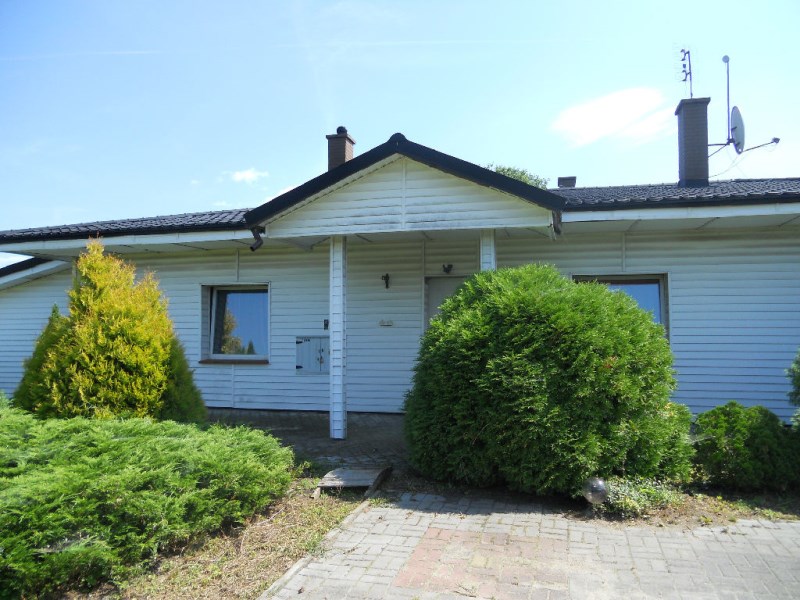 Sprzedam dom wolnostojący w Starym Jarużynie 