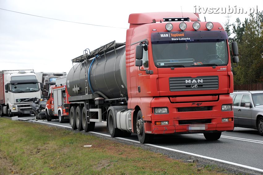 Opel Astra niczym Smart - o włos od tragedii