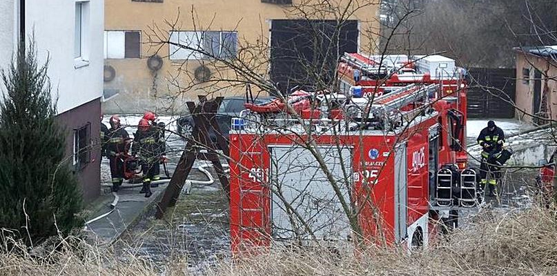 Pożar w budynku mieszkalnym przy ul. Mroteckiej w Nakle