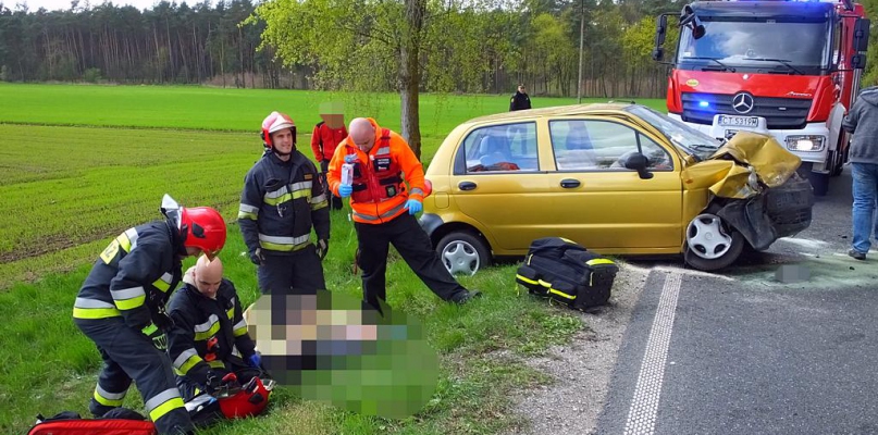 Zderzenie samochodów osobowych pomiędzy Wieszkami, a Paterkiem