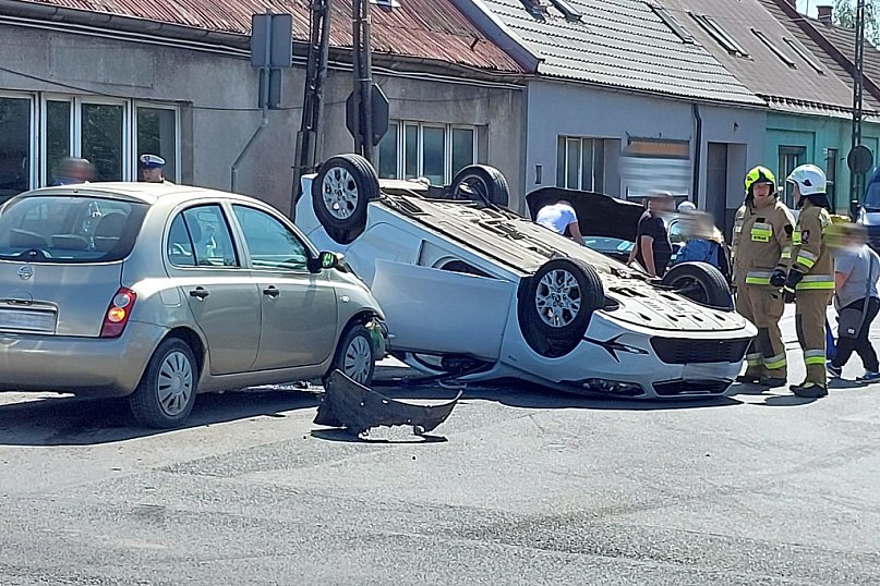 Kolizja trzech osobówek w Szubinie