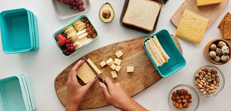Wiosenne pudełka mocy, czyli co powinien zawierać pełnowartościowy lunchbox?