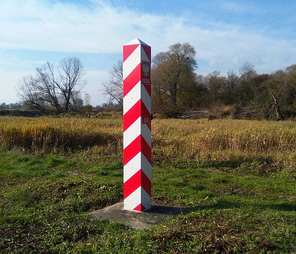Nie każdy przejedzie bez zatrzymania. Wracają kontrole na granicach Polski-18465