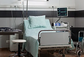 Lek wycofany z powodu zanieczyszczeń. W środku znaleziono fragmenty szkła-19157