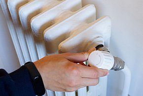 Kaloryfer zakręcony? I tak zapłacisz. Nowe prawo uderzy w lokatorów-19270
