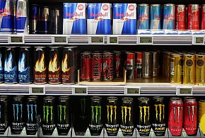 Popularne napoje pójdą ostro w górę. Rząd szykuje podwyżkę VAT-19407