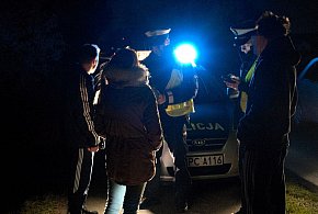 Sylwester i Nowy Rok na drogach - wspólnie zadbajmy o bezpieczeństwo-19531